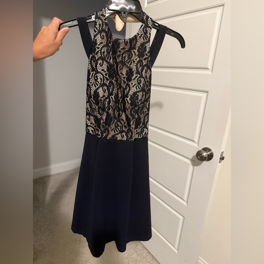 Elegant Navy/Black and Cream Lace Dress